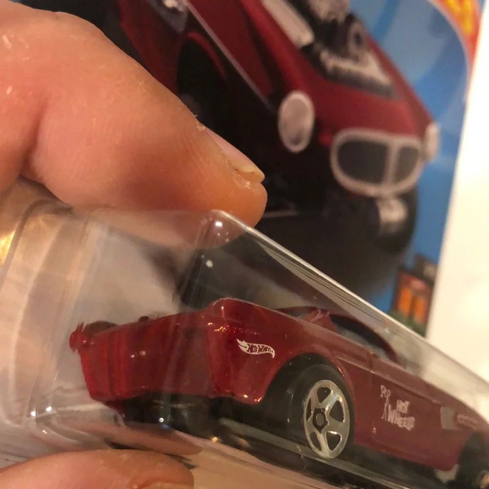 Red Volvo P1800 Gasser